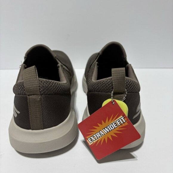 Skechers Men’s Go Walk Evolution Ultra- Impeccable Slip-On Shoes, Size 9EW main image 5